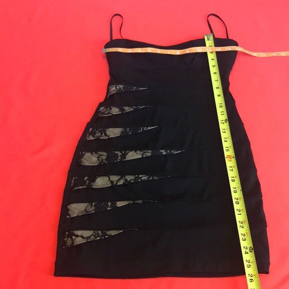 City triangles black dress - Picture 5 of 10